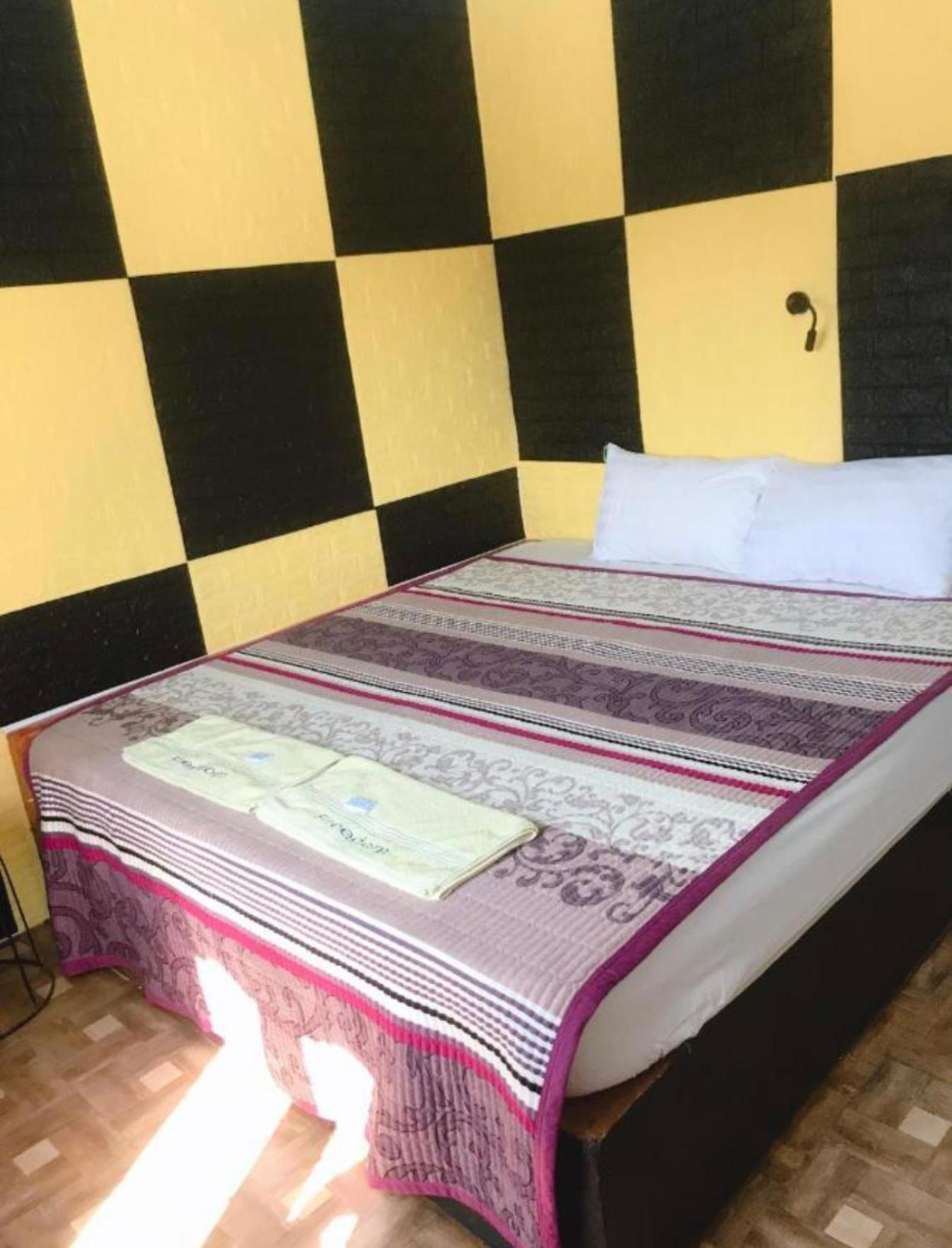 Vang Vieng Ruby Backpackers Hostel 外观 照片